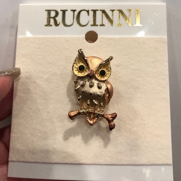 Owl Pin - Picture 2 of 2